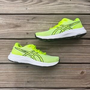 Women’s ASICS gel-excite running shoes